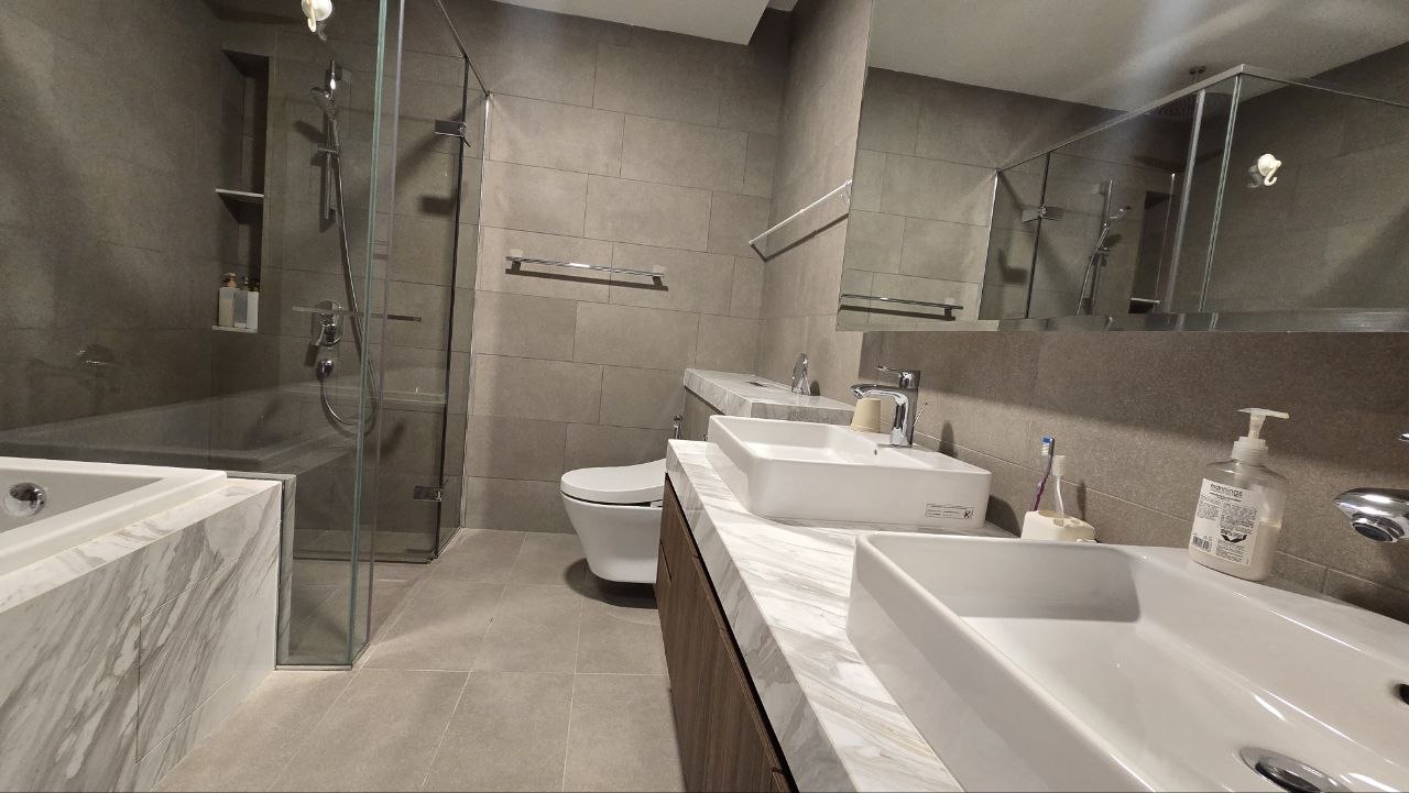 Aria Luxury Residence image