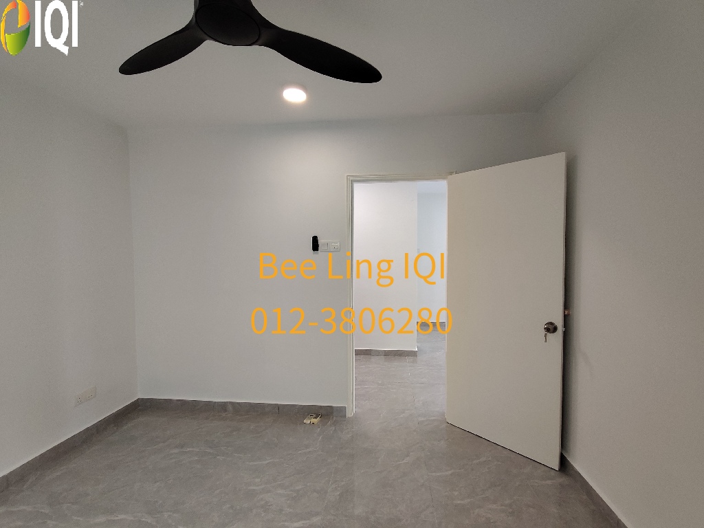 Pantai Hillpark 5, Corner Pent House Newly Renovated For Sale image