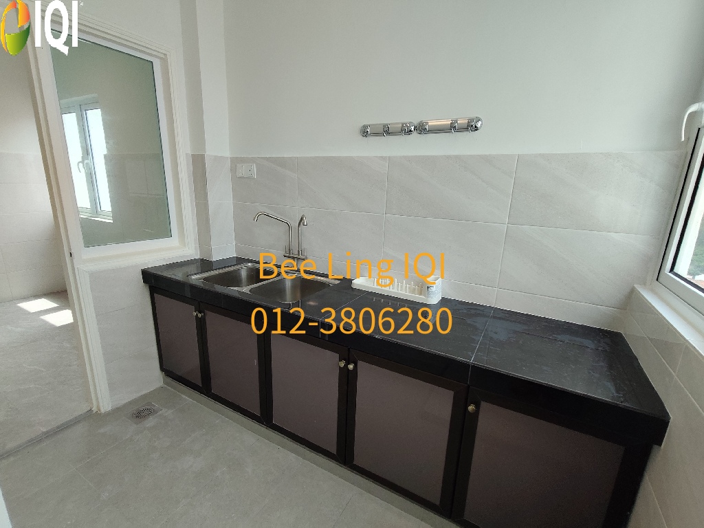 Pantai Hillpark 5 image