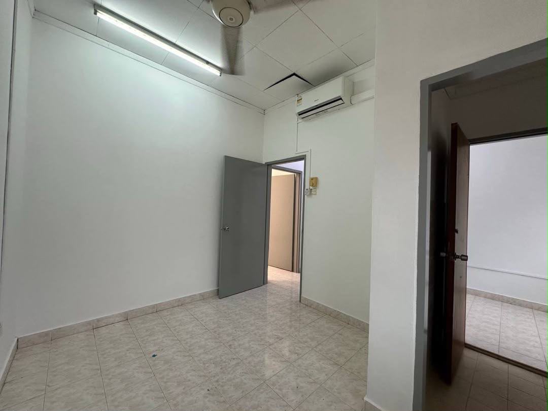 Taman Mutiara Rini 2 Sty Terrace,Jalan Jasa,Skudai,Renovated,Extend image