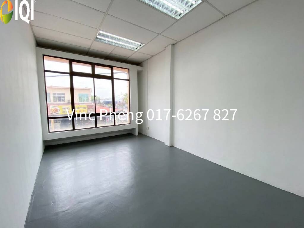 PRIME CORNER Shoplot Near Starbucks For Sale @ Malim Jaya image