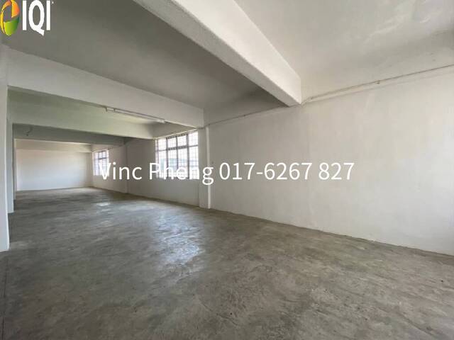 PRIME CORNER Shoplot Near Starbucks For Sale @ Malim Jaya image