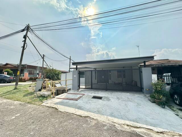 Taman Sri Skudai 1 Sty Low Cost Corner,Tembaga Kuning,Skudai,Renovated image