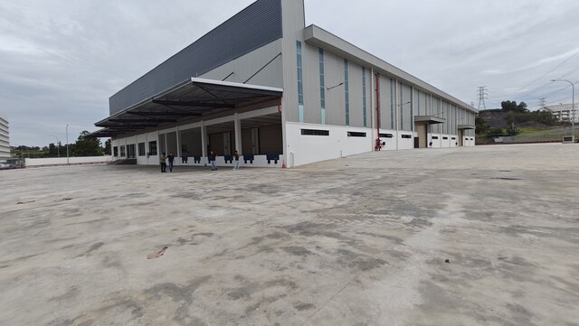 134k SQFT Brand New Factory 40 ft Height 1200 Amp Eco Park Ayer Keroh Melaka image