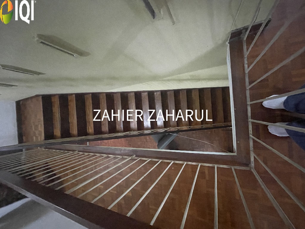 Kampung Tunku image
