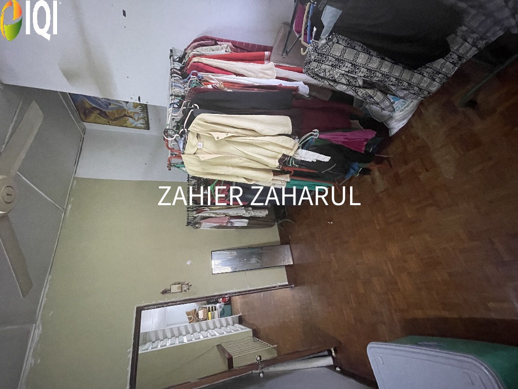 Kampung Tunku image