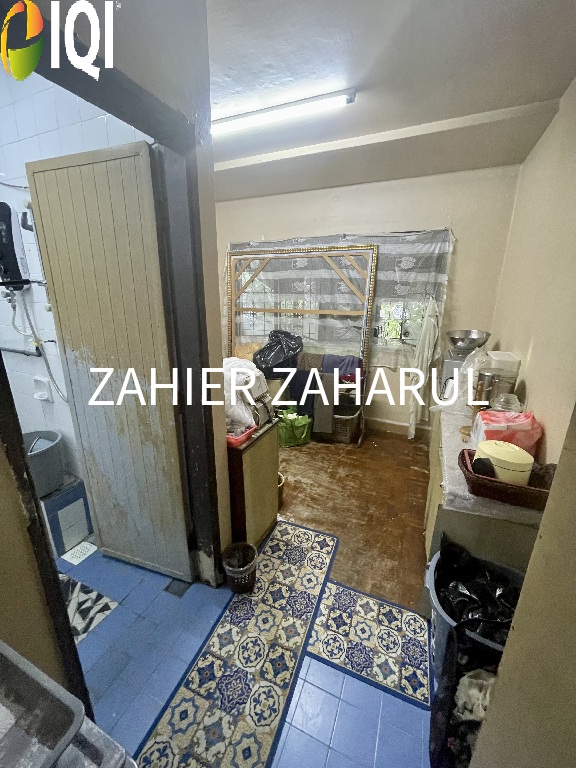 Kampung Tunku image