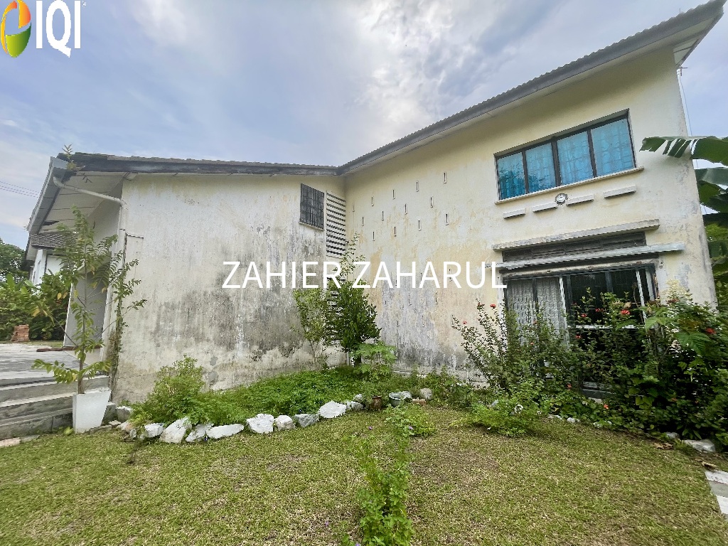 Kampung Tunku image