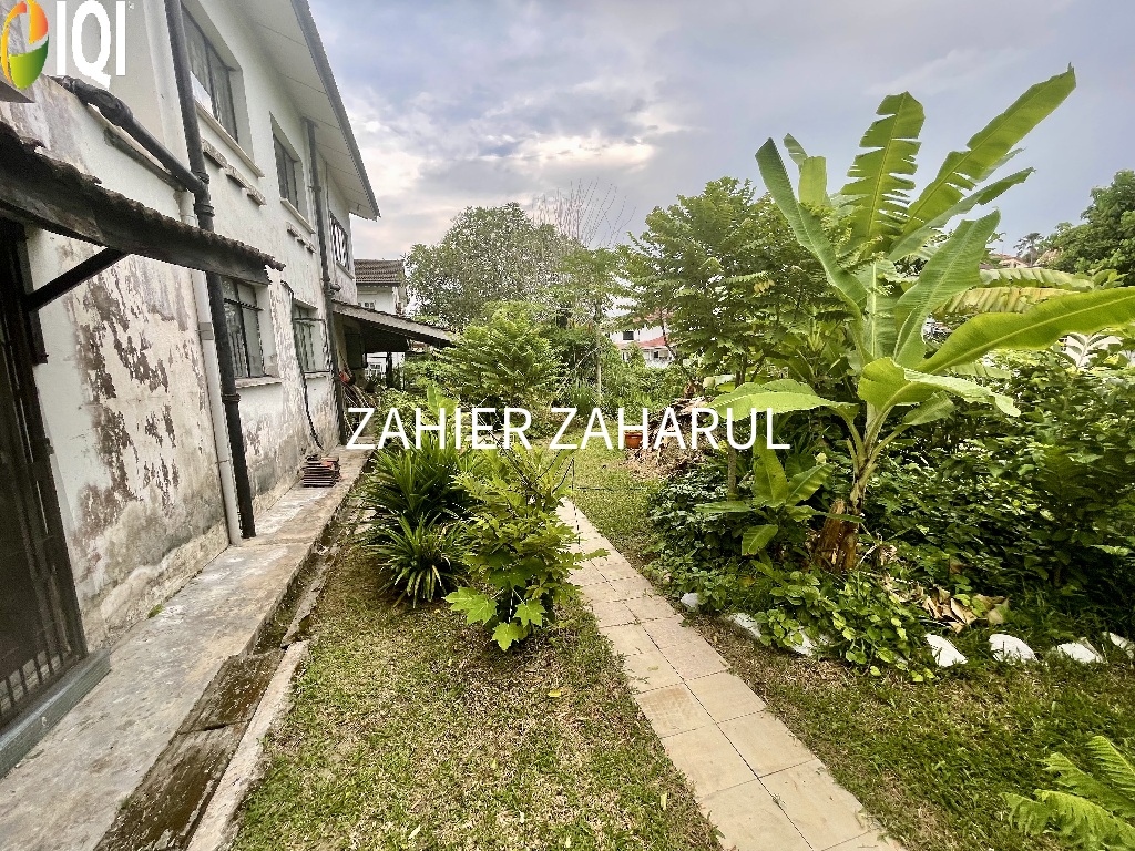 Kampung Tunku image