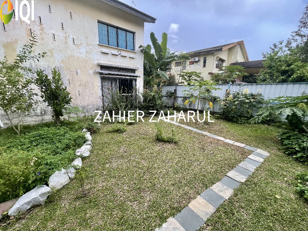 Kampung Tunku image