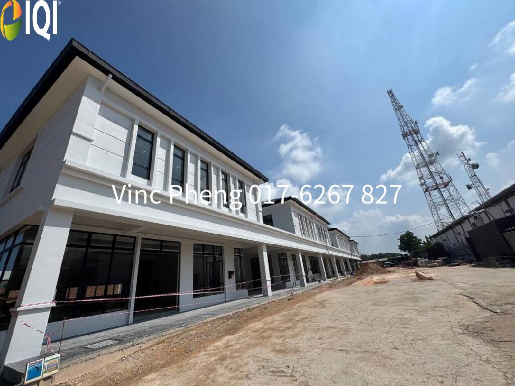LIMITED UNITS! BRAND NEW Shoplots for RENT @ Ecco Point Merlimau image