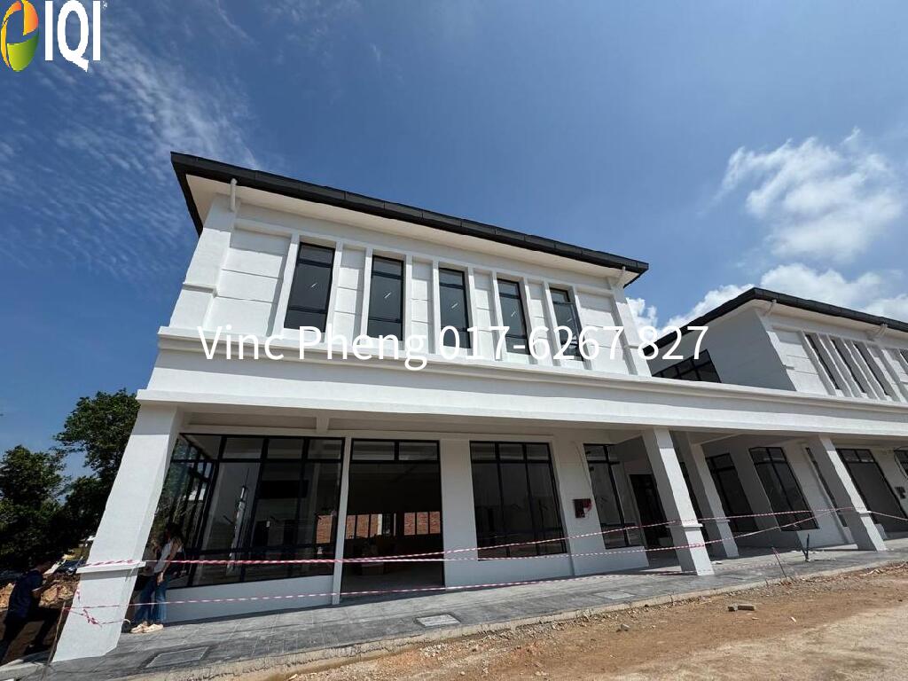 BE THE FIRST TENANT! BRAND NEW CORNER Unit @ Ecco Point Merlimau image