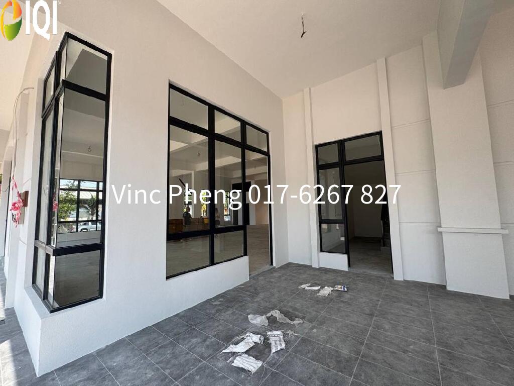BE THE FIRST TENANT! BRAND NEW CORNER Unit @ Ecco Point Merlimau image