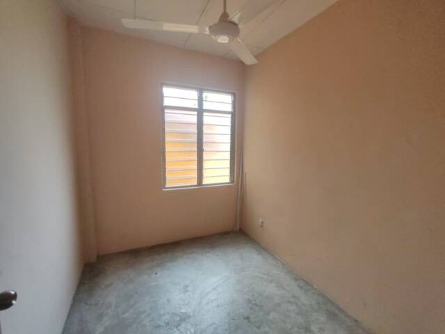 Kangkar Pulai Low Cost Flat,Kenari Flat,Jalan Harmoni,Skudai,Top Floor image