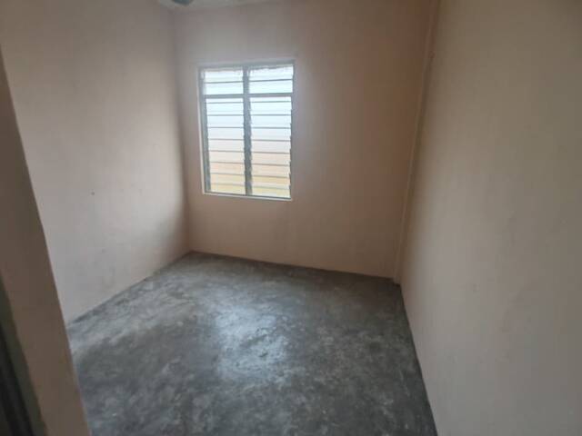 Kangkar Pulai Low Cost Flat,Kenari Flat,Jalan Harmoni,Skudai,Top Floor image