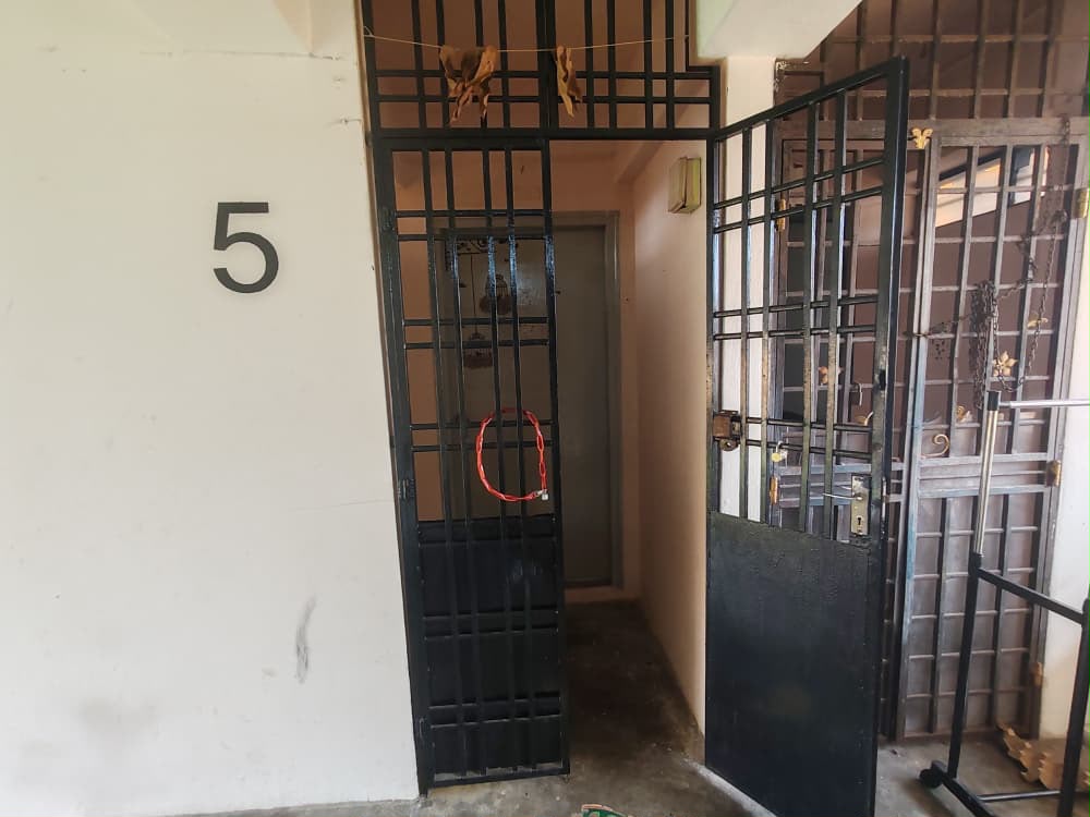 Kangkar Pulai Low Cost Flat,Kenari Flat,Jalan Harmoni,Skudai,Top Floor image