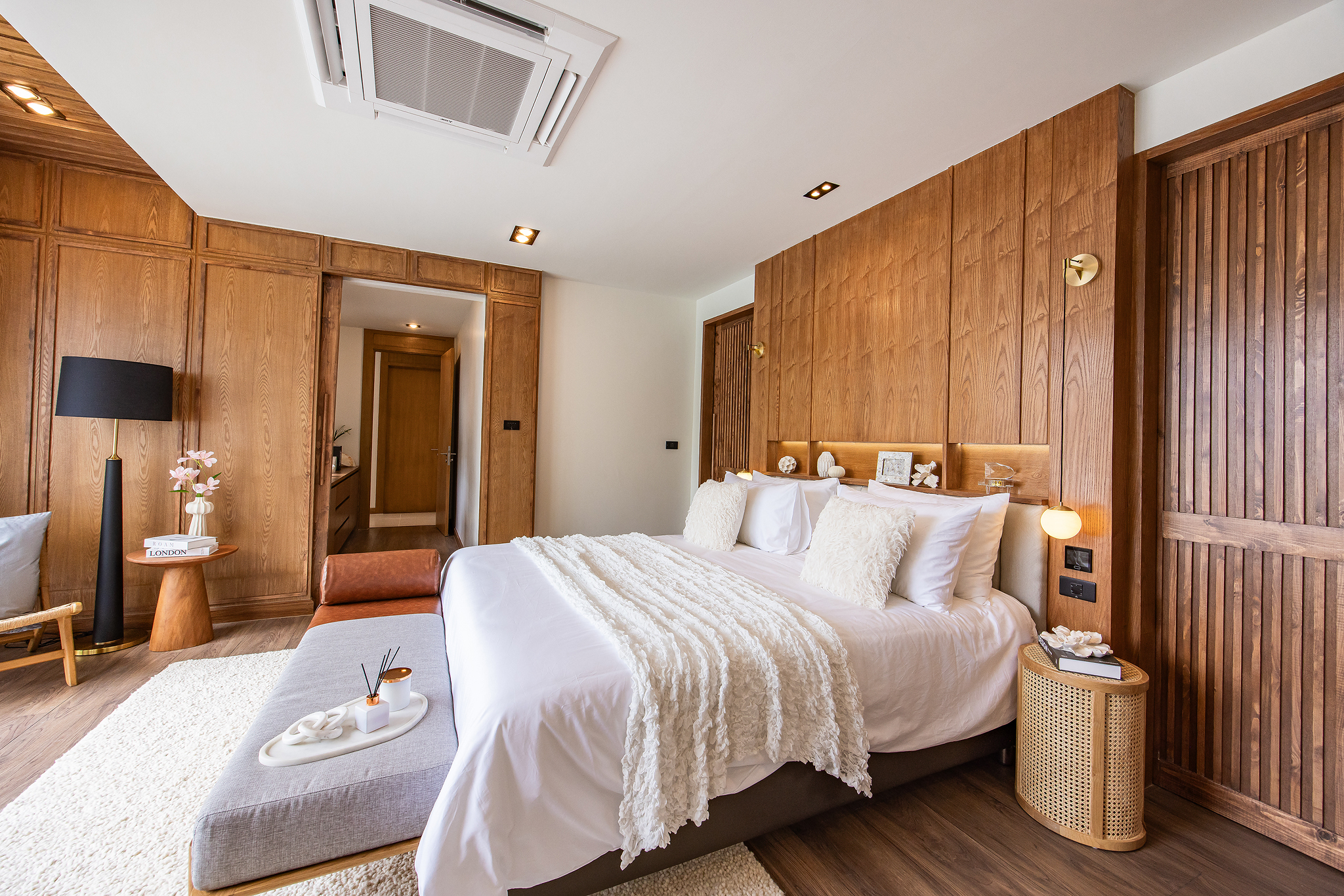 Luxury Private Pool Villas Near Rawai Beach image
