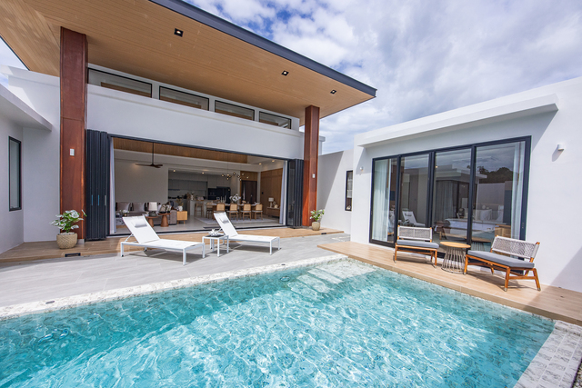 Luxury Private Pool Villas Near Rawai Beach image