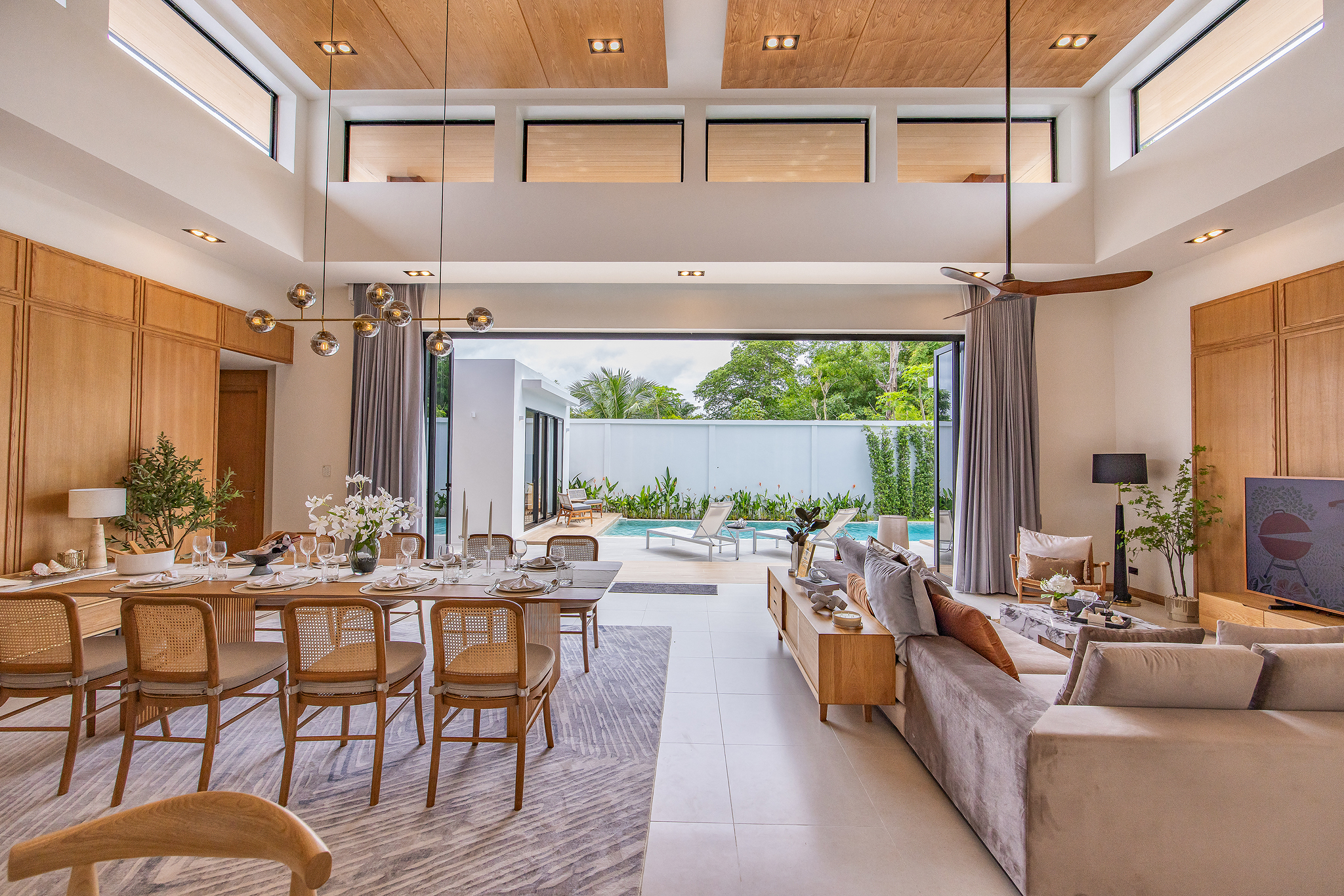 Luxury Private Pool Villas Near Rawai Beach image