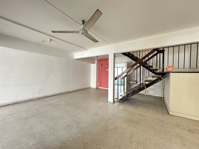 Taman Sri Putra image