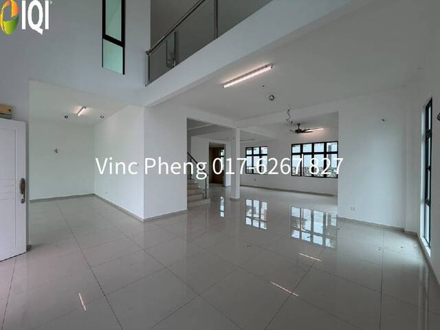 SPACIOUS 6BR Bungalow For Sale @ Vista Kirana Ayer Keroh