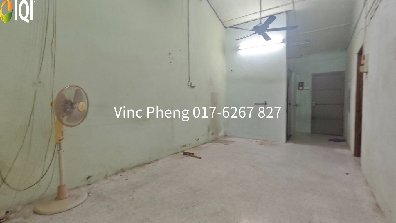 BELOW BANK VALUE RM100K! Terrace House @ Melaka Baru image