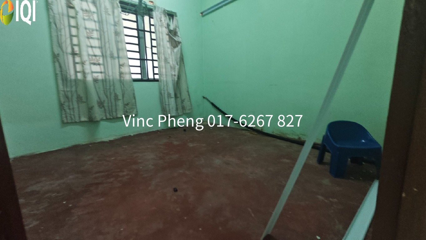 BELOW BANK VALUE RM100K! Terrace House @ Melaka Baru image