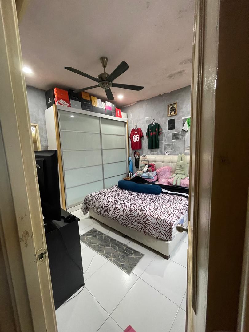 Taman Impian Emas 2 Sty Terrace,Skudai,Renovated,Unblock,Johor Bahru image