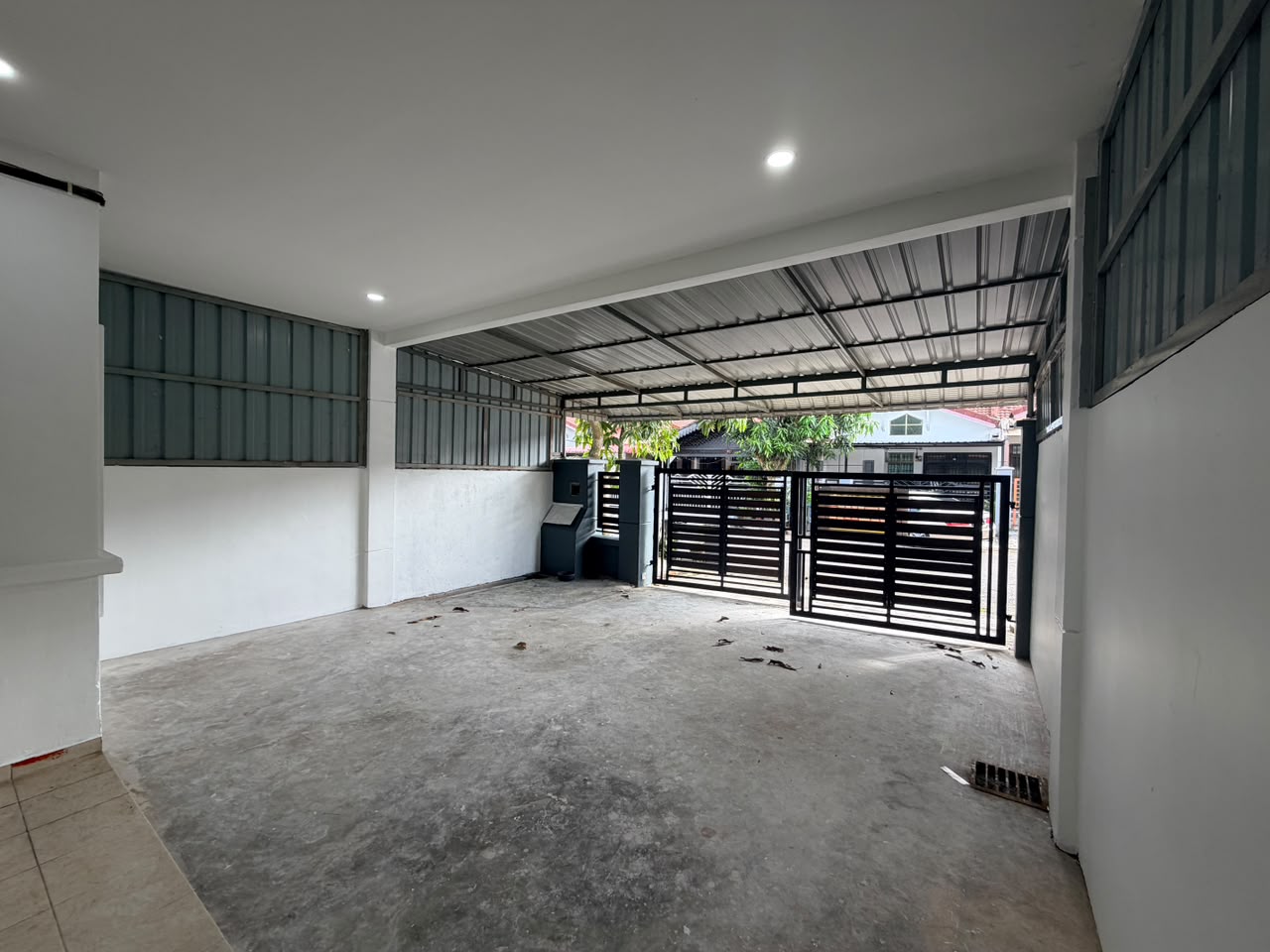 Taman Puteri Wangsa 1 Sty Terrace,Jalan Lembing,Ulu Tiram,Renovated image