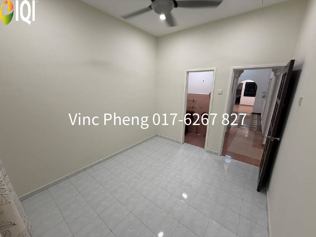 EXTENDED FREEHOLD Terrace House with Mezzanine Floor @ Bukit Katil image