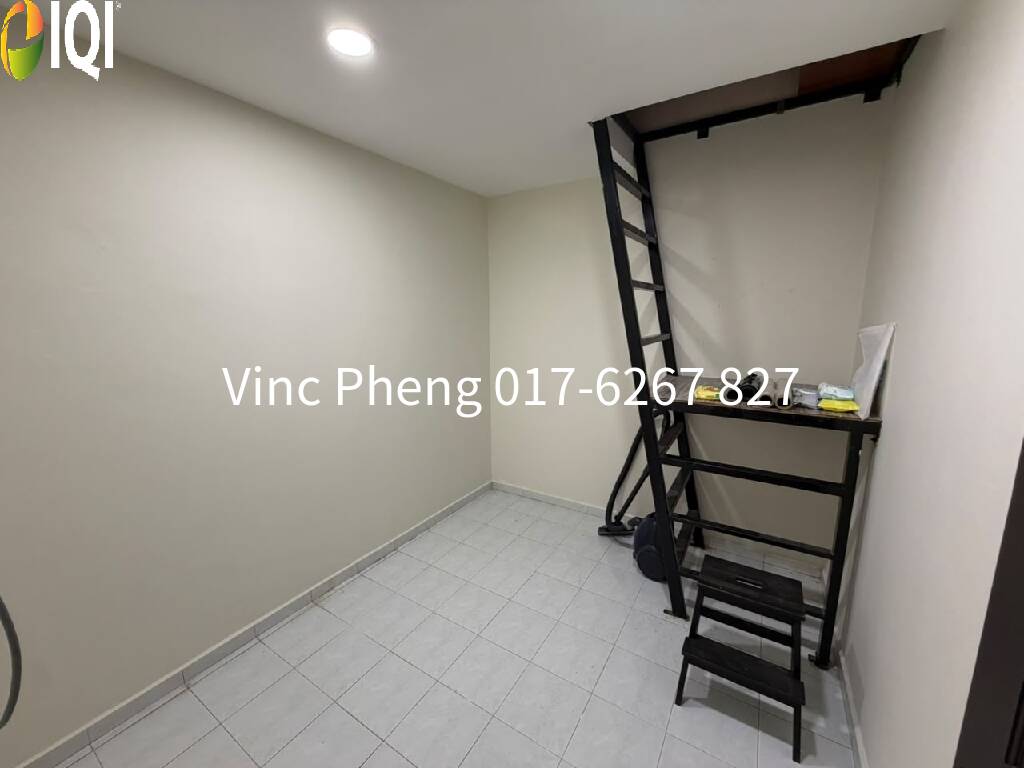 EXTENDED FREEHOLD Terrace House with Mezzanine Floor @ Bukit Katil image