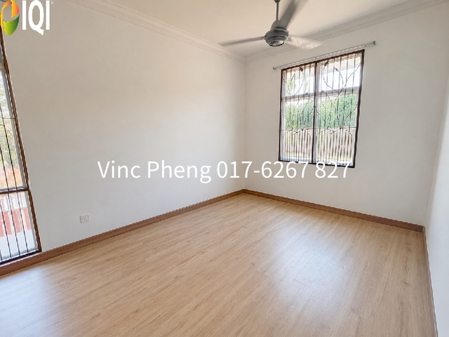 PREMIUM FULLY RENOVATED FREEHOLD Semi-D @ Bukit Katil Melaka image
