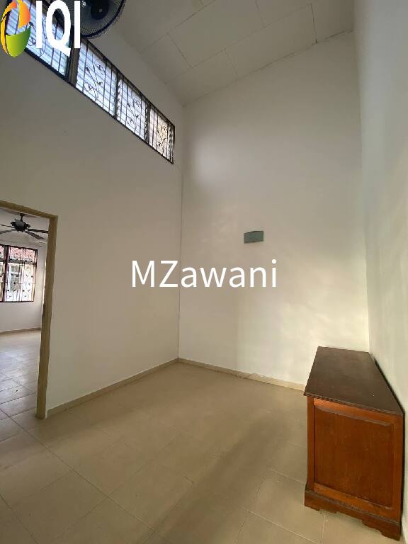 Taman Emas, Dengkil image