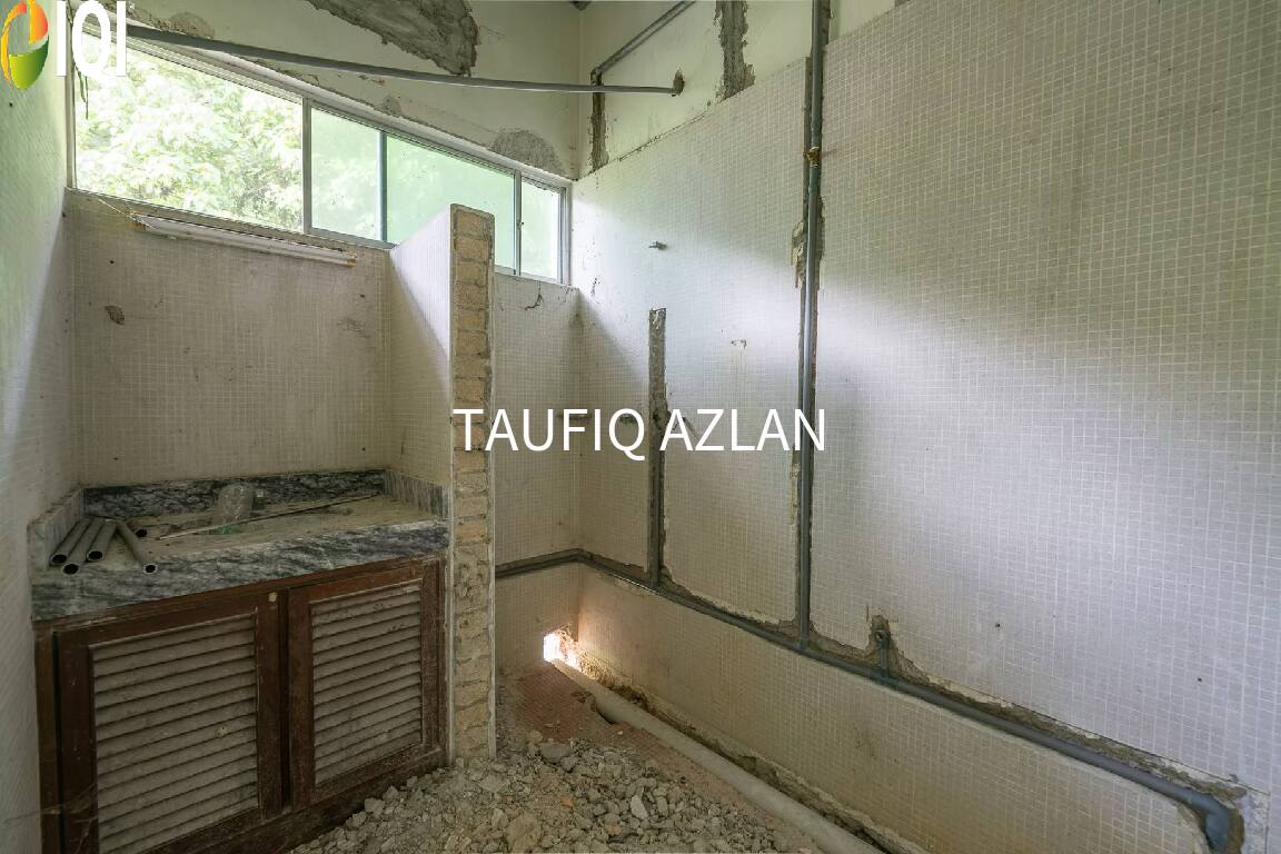 Jalan Batu Feringhi image