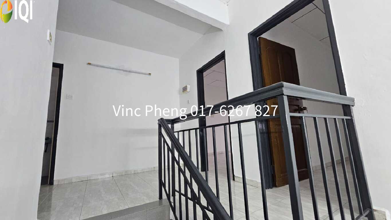 VALUE BUY! FREEHOLD Double Storey Terrace @ Cheng Baru image
