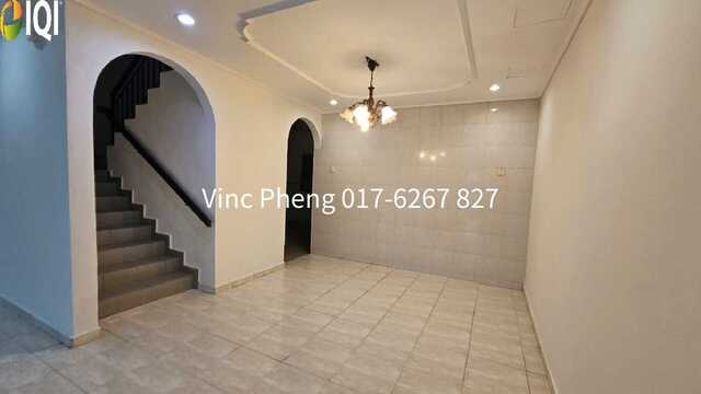 VALUE BUY! FREEHOLD Double Storey Terrace @ Cheng Baru photo