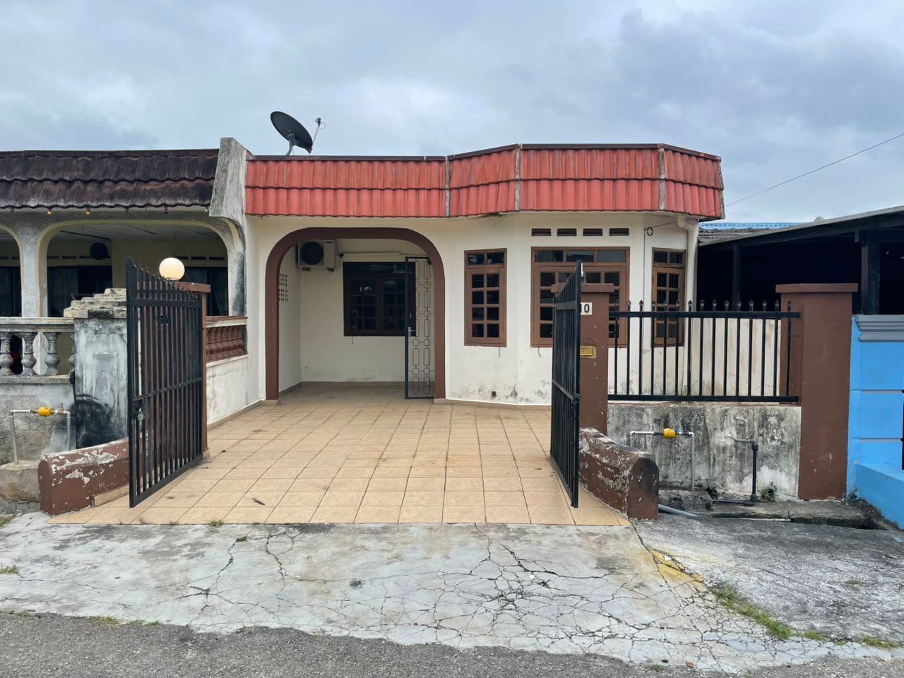 Taman Dahlia Single Storey Low Cost,Tampoi,Johor Bahru,Renovated image