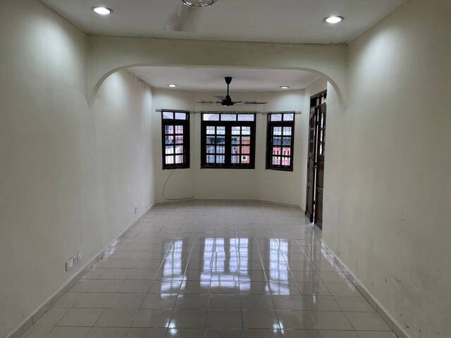 Taman Dahlia Single Storey Low Cost,Tampoi,Johor Bahru,Renovated
