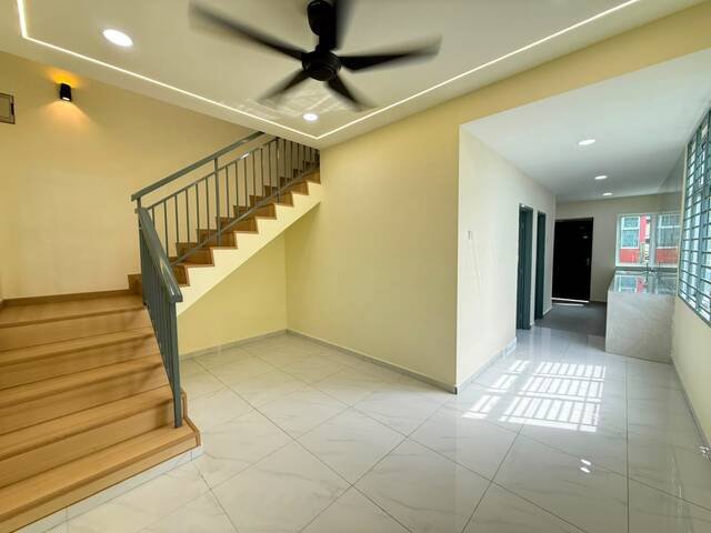 Nusa Bayu 2 Sty Medium Cost,Nusajaya,Gelang Patah,Endlot,Renovated image