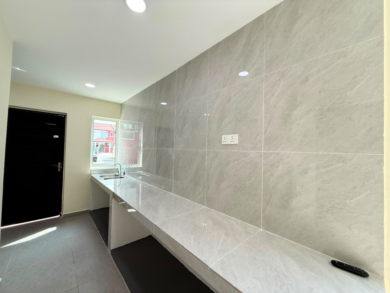 Nusa Bayu 2 Sty Medium Cost,Nusajaya,Gelang Patah,Endlot,Renovated image
