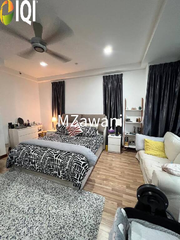 Shaftsbury Residence image