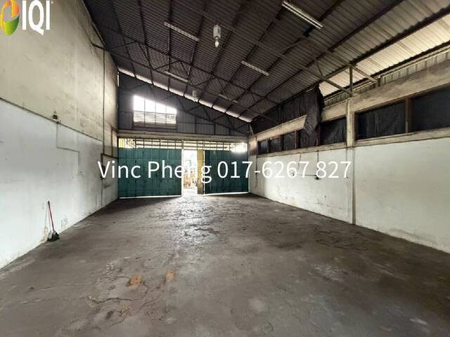 Exceptional Value ! Strategic Factory Warehouse For Sale @ Malim Jaya  image