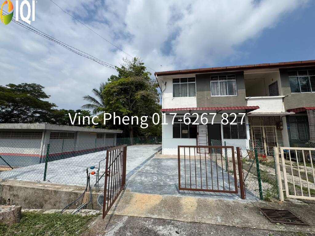 NEWLY RENOVATED CORNER LOT Ground Floor  Townhouse @ Krubong Perdana image