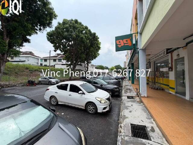 FREEHOLD Double Storey Shoplot For Sale @ Taman Puncak Bertam Melaka image