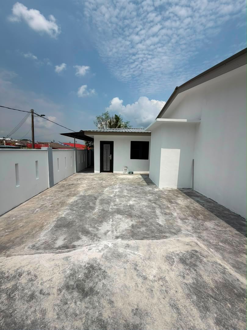 Taman Sri Pulai 1 Sty Low Cost Corner Lot,Jalan Rotan,Johor Bahru,Renovated image