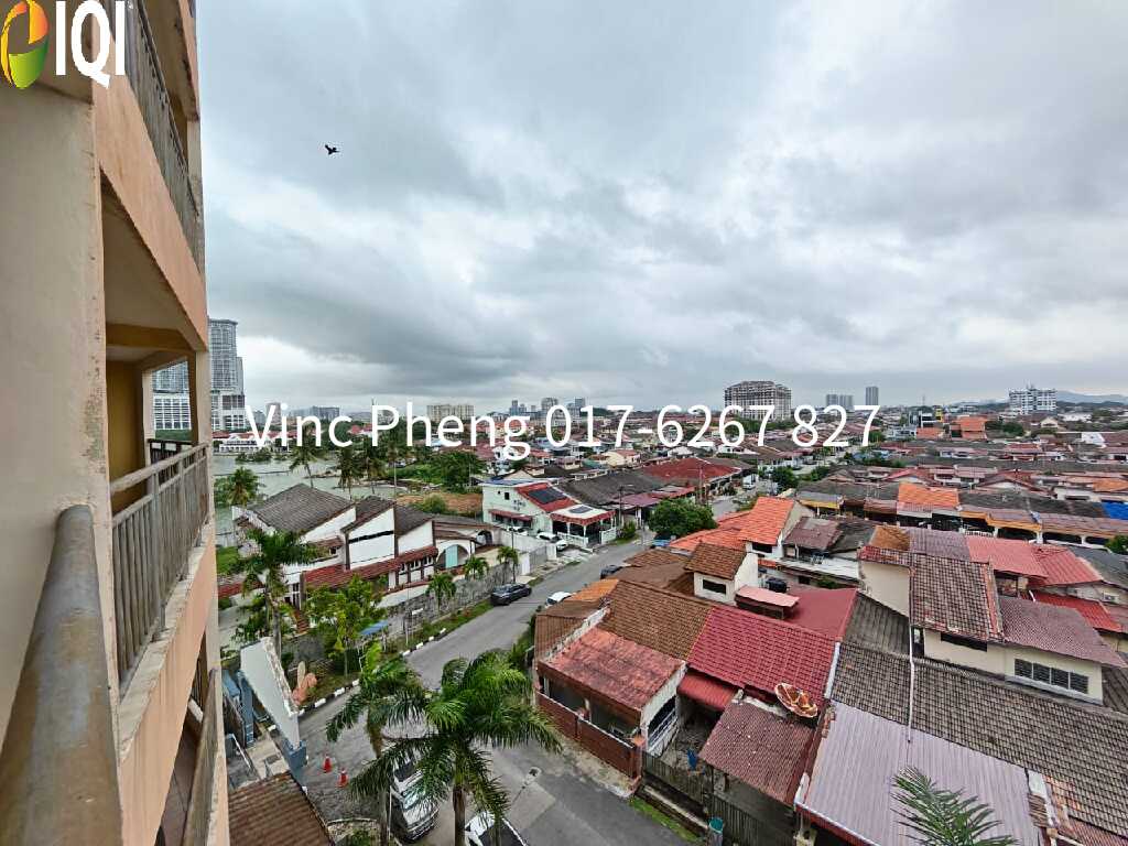 RARE FREEHOLD Seaview Apartment 3R2B @ Ujong Pasir Melaka image