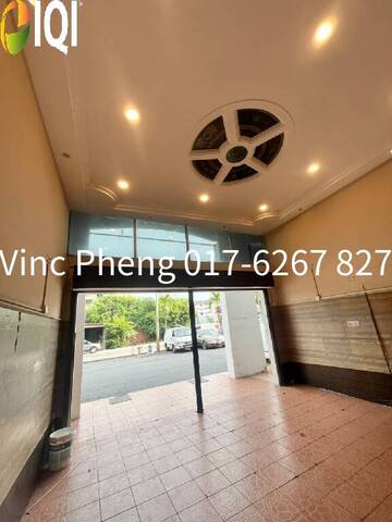 FREEHOLD 3 Side-by-Side Shoplots FACING MAIN ROAD @ Melaka Town image