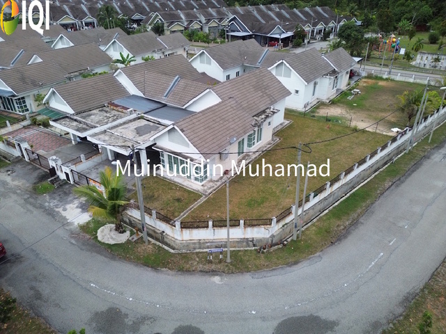 Puncak Iskandar Seri Iskandar Perak