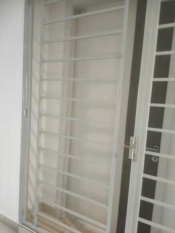 28 Boulevard (28 BLVD) image