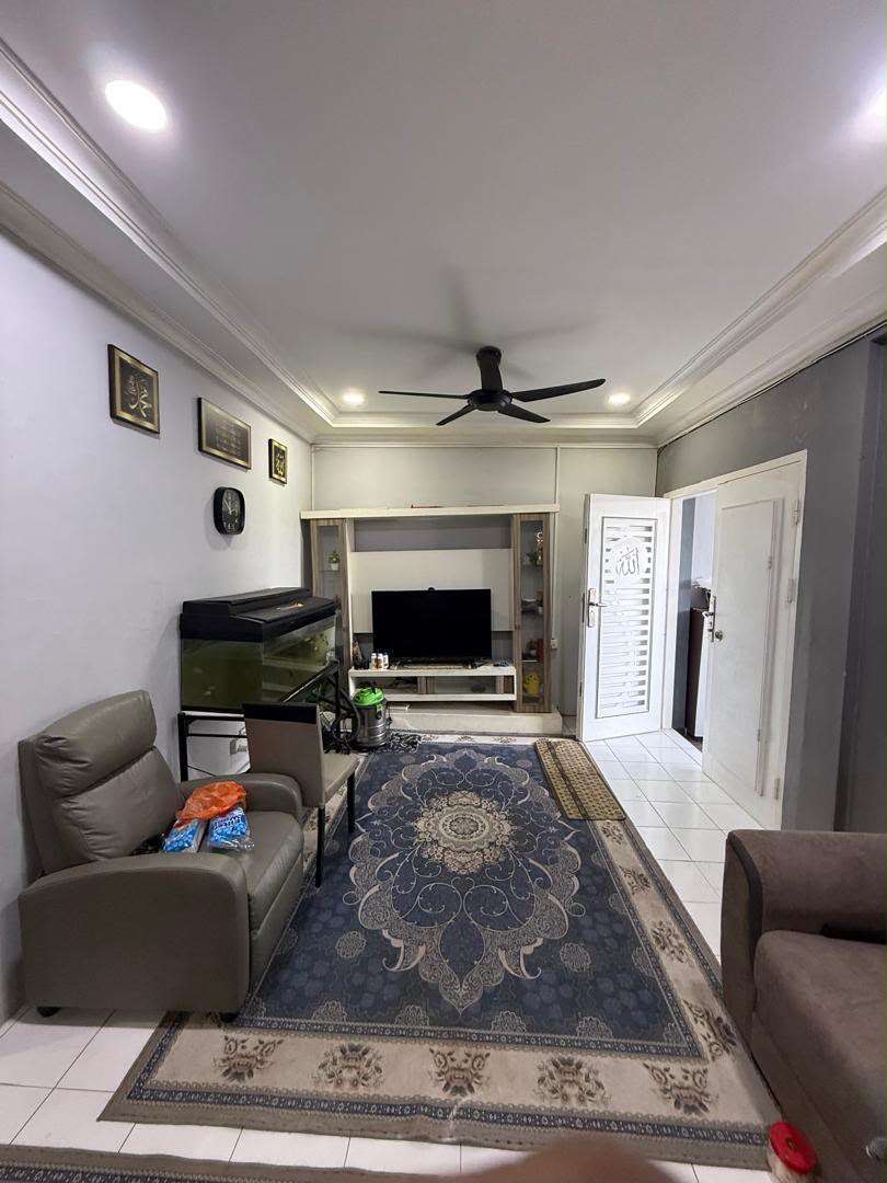 Taman Sri Putri 2 Sty Terrace Endlot,Jalan Putri,Kulai,Unblock,Full Loan,Renovated image